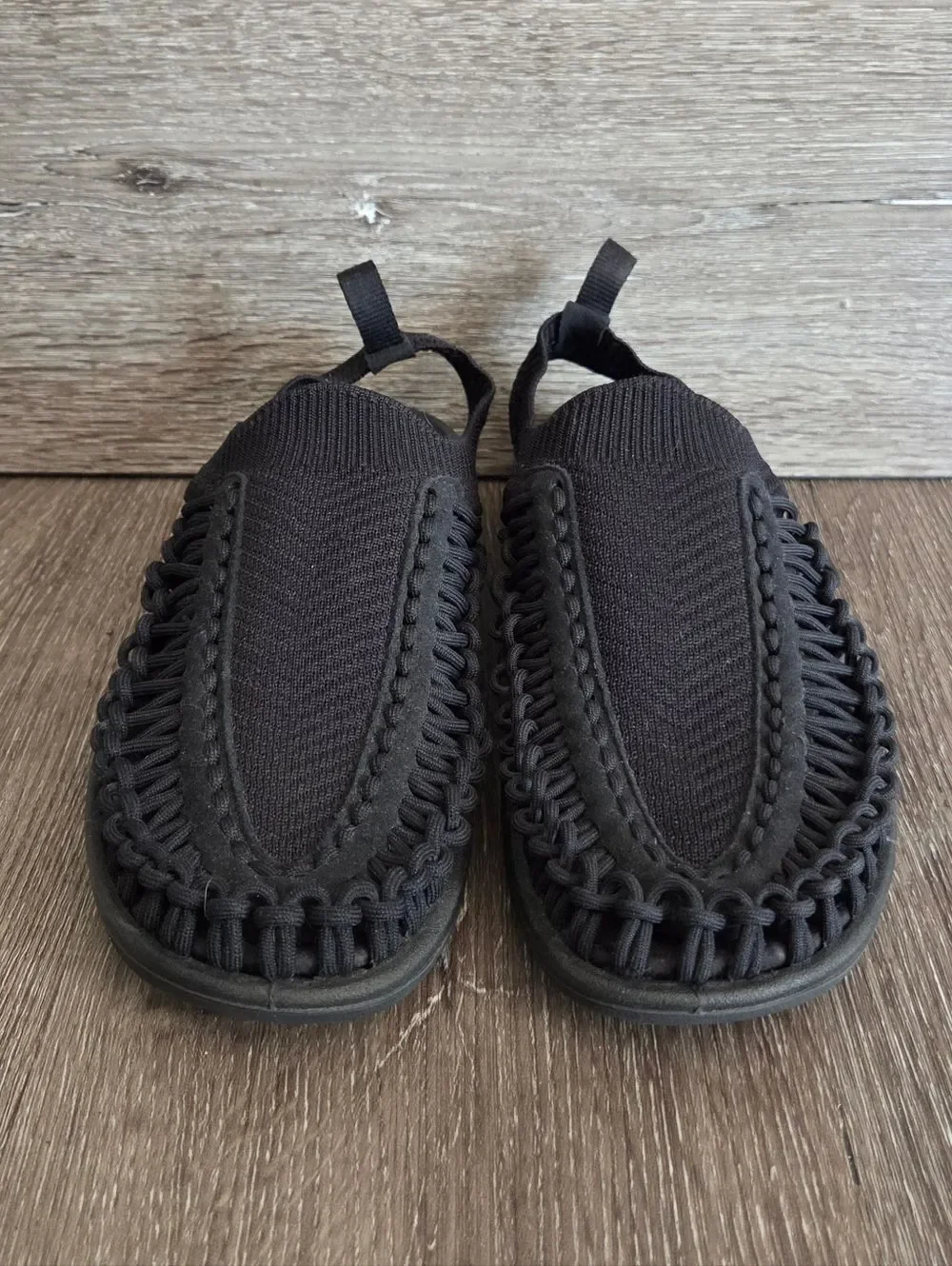 KEEN mens Uneek Evo Knit Sandal Sz 7